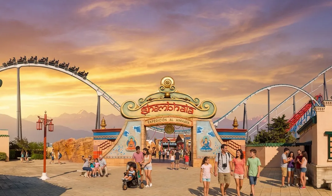 Familia disfrutando de su viaje a PortAventura todo incluido