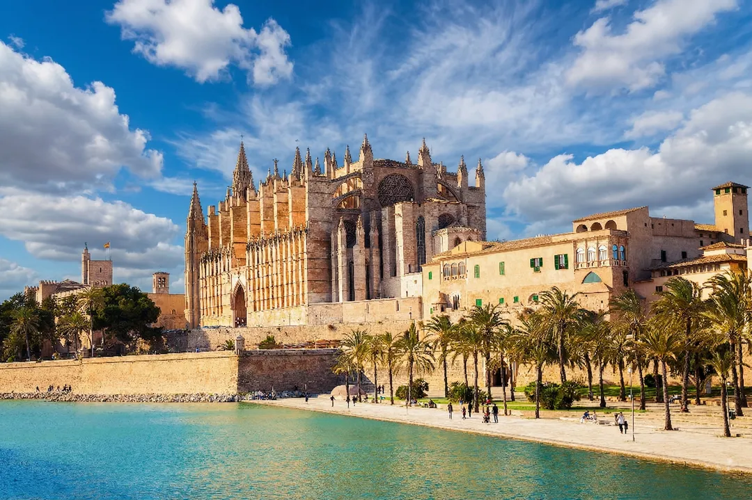 viaje a Palma de Mallorca todo incluido catedral