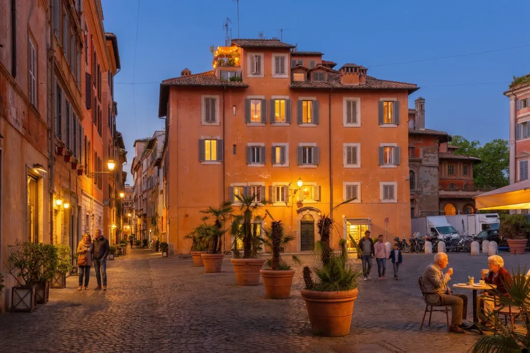 Barrio de Trastevere en Roma, zona segura recomendada en viajes organizados a Roma todo incluido