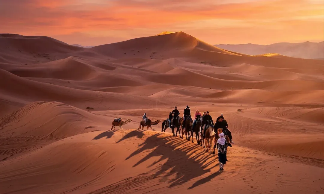 Experiencia en el desierto de Merzouga durante viaje a Marruecos organizado